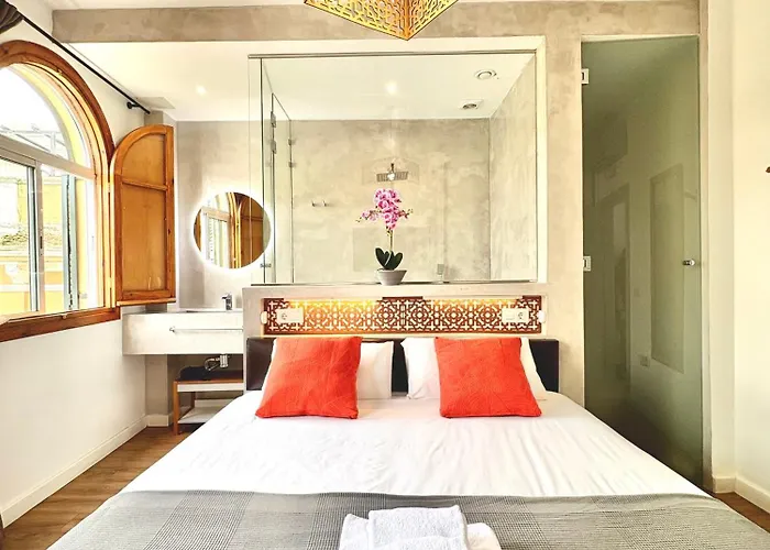 Unique House - Private Spa&Pool -Stayinseville