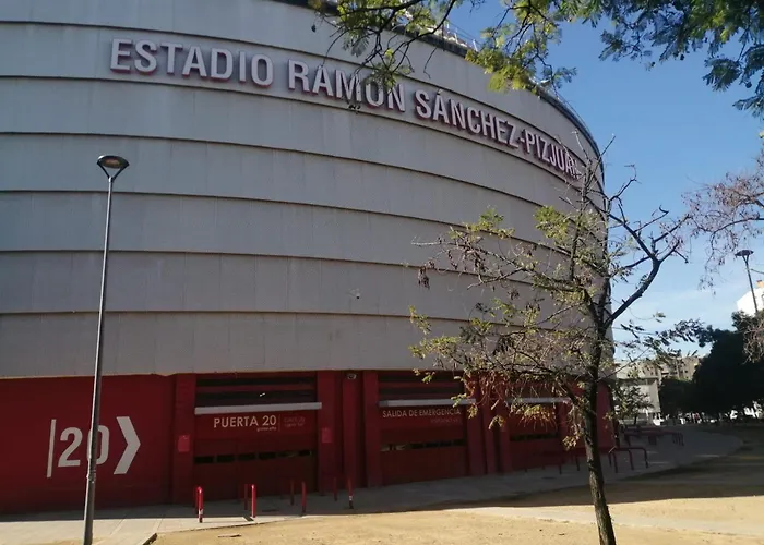 Hotel cerca del colegio: Apartamento San Juan de Dios